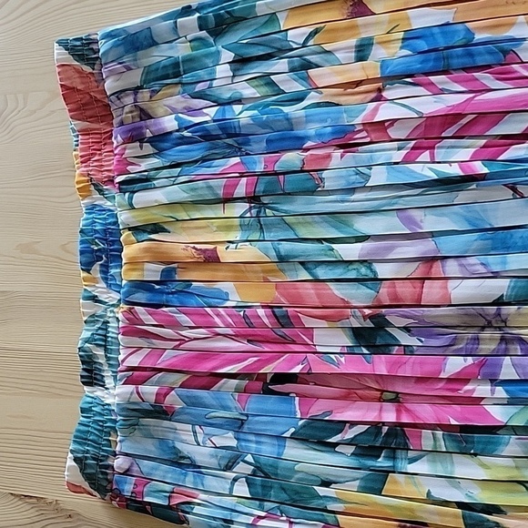 SAN MOIRE Vintage Pleated Maxi Skirt M-L - Picture 3 of 6